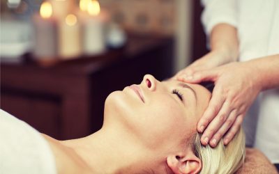 Massaggio viso antirughe: tecniche e benefici